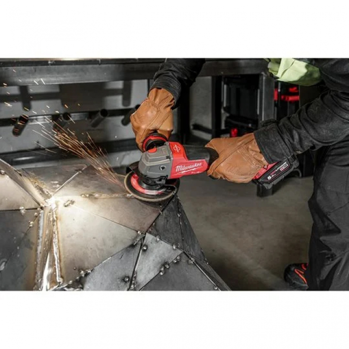 Шлифмашина угловая аккумуляторная MILWAUKEE M18 ONEFSAG125XPDB-0X FUEL 4933478434